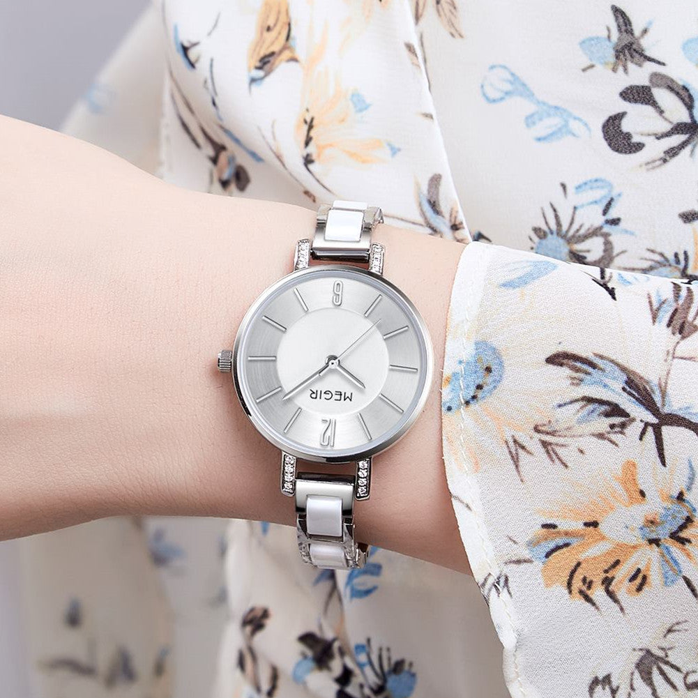 MEGIR Japan Quartz Watch for Women Fashion Brand Casual Wristwatch Clock Waterproof Sport Ladies Dress Wrist Watch Montres Femme 7016